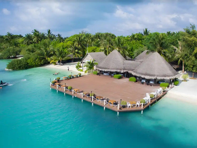 Adaaran Select Hudhuranfushi 1