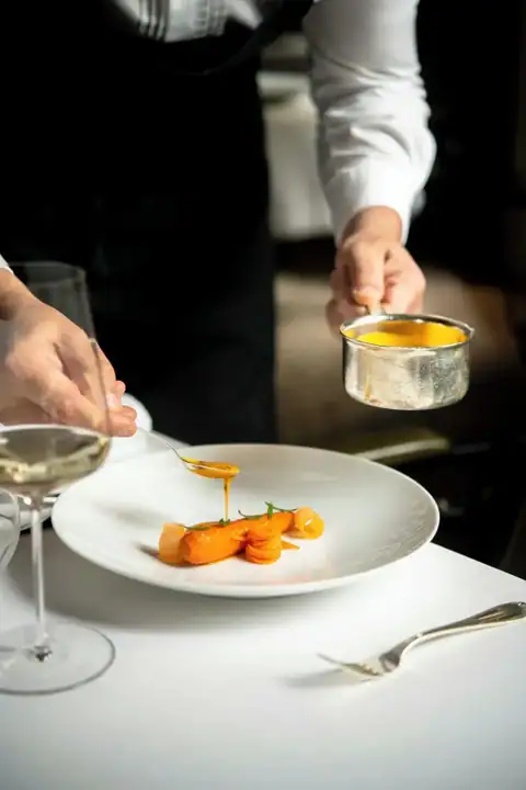 La Reserve Paris Hotel and Spa